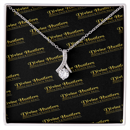 DH Alluring Beauty Necklace (Yellow & White Gold Variants)